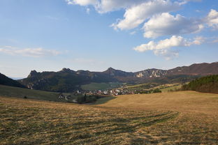 云南黑龙潭旅游风景区（云南黑龙潭旅游风景区图片）