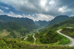 薄刀峰避暑旅游攻略（薄刀峰景区游览图）