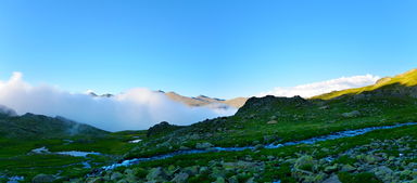 八公山凌云楼山庄地址（八公山凌云楼订餐电话）