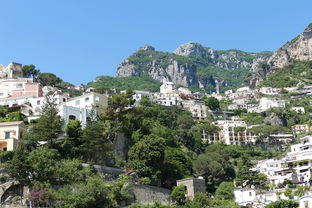 大峡谷和邢台山哪个好玩（邢台大峡谷属于哪个山脉）