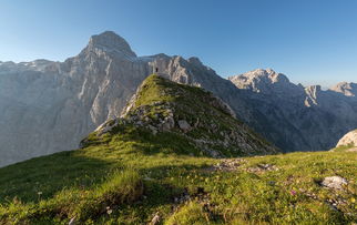 深圳晚上爬山（深圳夜晚爬山）