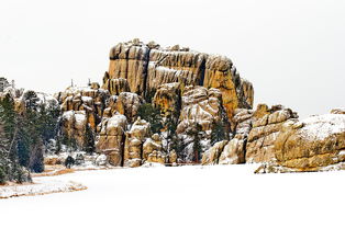 云南梅里雪山（云南梅里雪山天气）